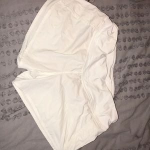 lululemon run times short 4”